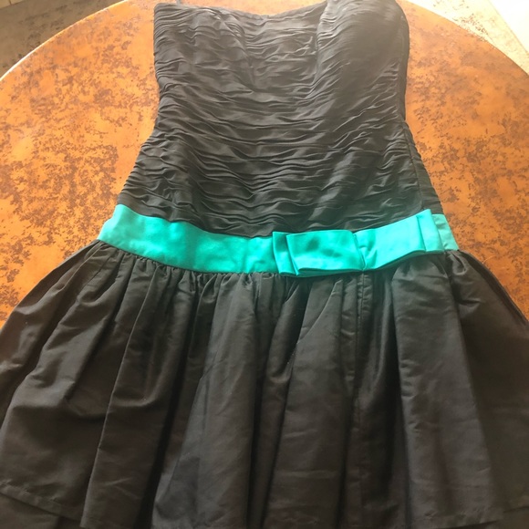 Khanitha black and green strapless dress size 10 - Picture 1 of 3